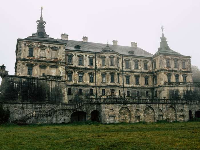 Pidhirtsi Castle, Ukraine - Abandoned mansions in the world