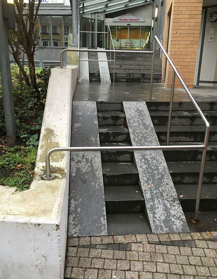 handicap ramp fail,wheel chair ramps,wheel chair ramp,wheelchair ramp design ideas,wheelchair ramp for stairs