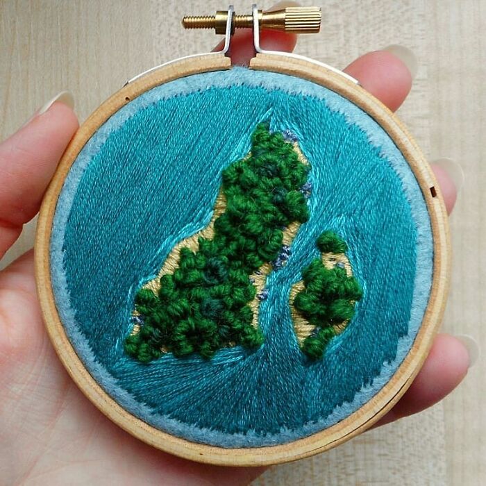 embroideries,embroidery artist,embroidery arts,british landscapes,design by juju,embroideres,goldwork