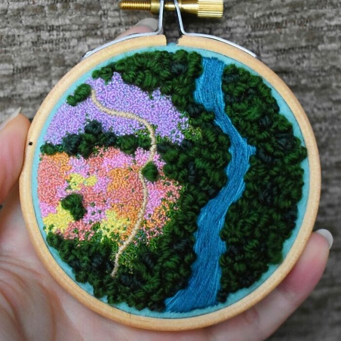 embroideries,embroidery artist,embroidery arts,british landscapes,design by juju,embroideres,goldwork