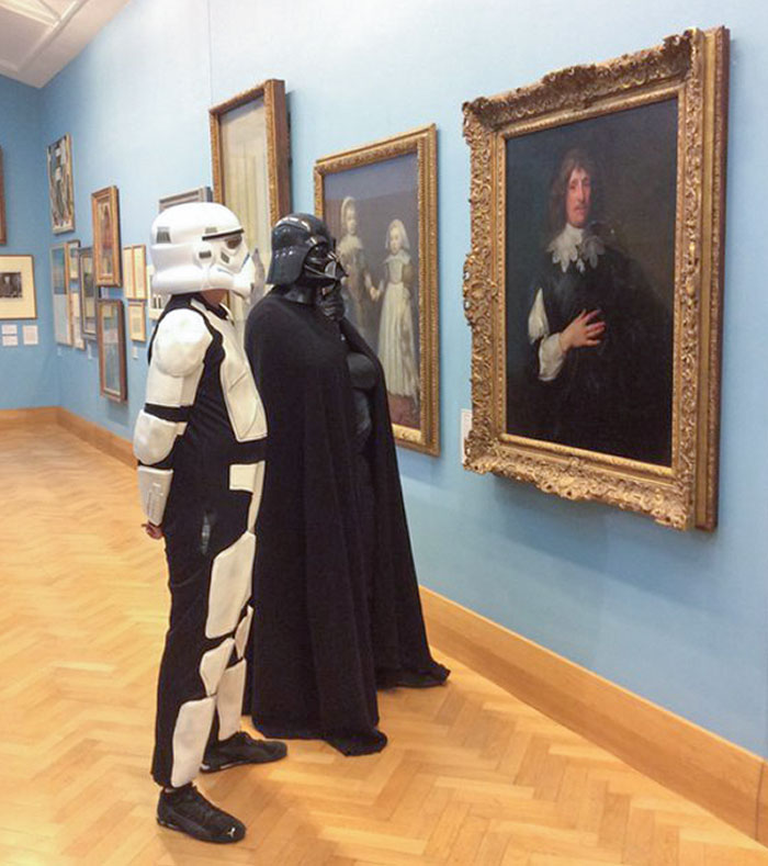 My local museum is going to hold a Star Wars exhibition, and staff are dressing up as Star Wars characters and walking through town to promote it