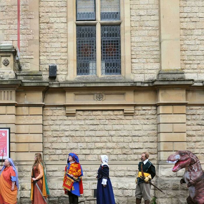 The Museum of Gloucester is going t reopen, and the historical figures lined up in front of the museum for that