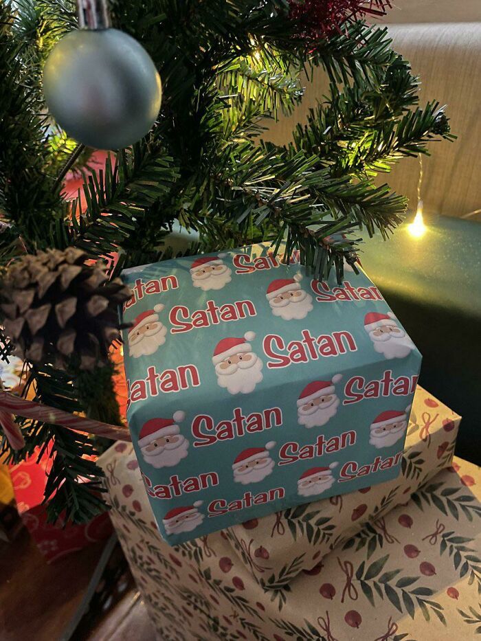 Santa? no Satan